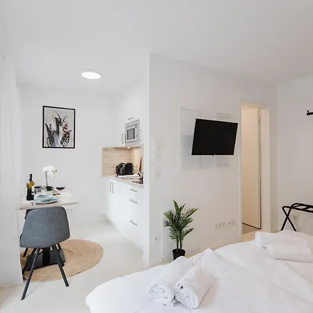 מלון דירות Innsight Appartementhaus - Mit Kuechen Fuer Lang Und Kurzzeitaufenthalte 3*