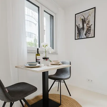 Innsight Appartementhaus - Mit Kuechen Fuer Lang Und Kurzzeitaufenthalte 3* Πασάου