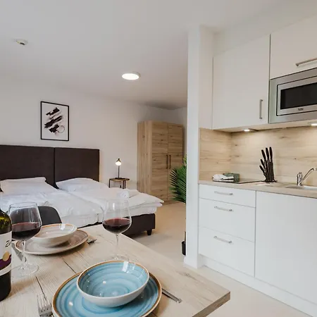 Innsight Appartementhaus - Mit Kuechen Fuer Lang Und Kurzzeitaufenthalte 3*