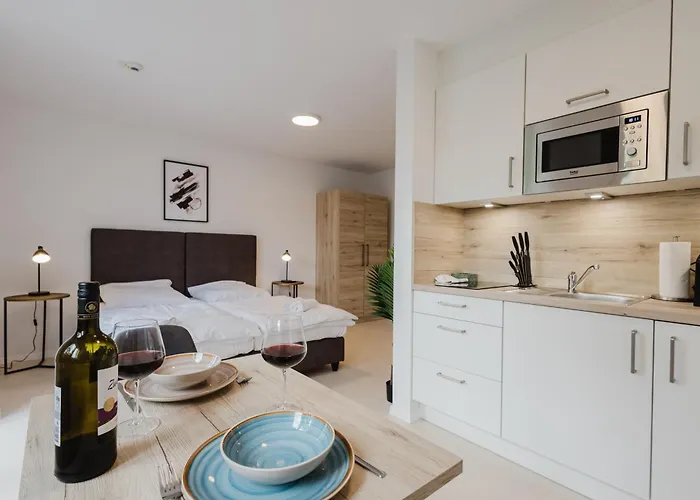 Innsight Appartementhaus - Mit Kuechen Fuer Lang Und Kurzzeitaufenthalte 3*